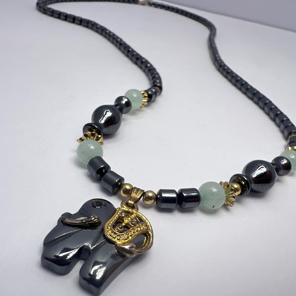 Vintage Hematite Beaded Stone Elephant‎ Animal Pendant Necklace 25" Boho Lucky
